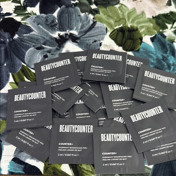 beautycounter Other - Beautycounter Counter+ Overnight Resurfacing Peel Packets - 20​​